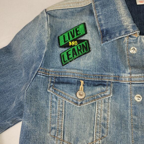 Cat & Jack Boy's "Be A Hero"  Blue Denim Patch Jacket Size Medium 8/10 - Picture 4 of 11